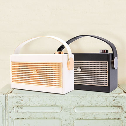 Retro Radio At CES 2019