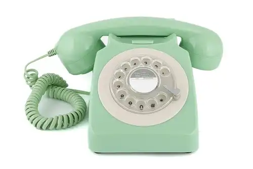 Téléphone vintage à cadran rotatif GPO 746 RETRO Blanc ivoire